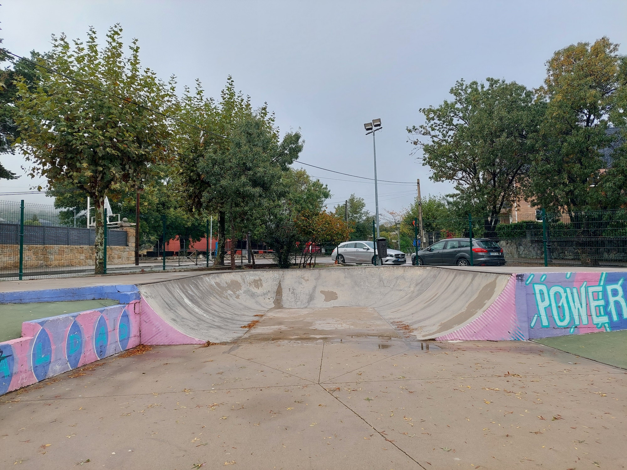 Hoyo de Manzanares skatepark